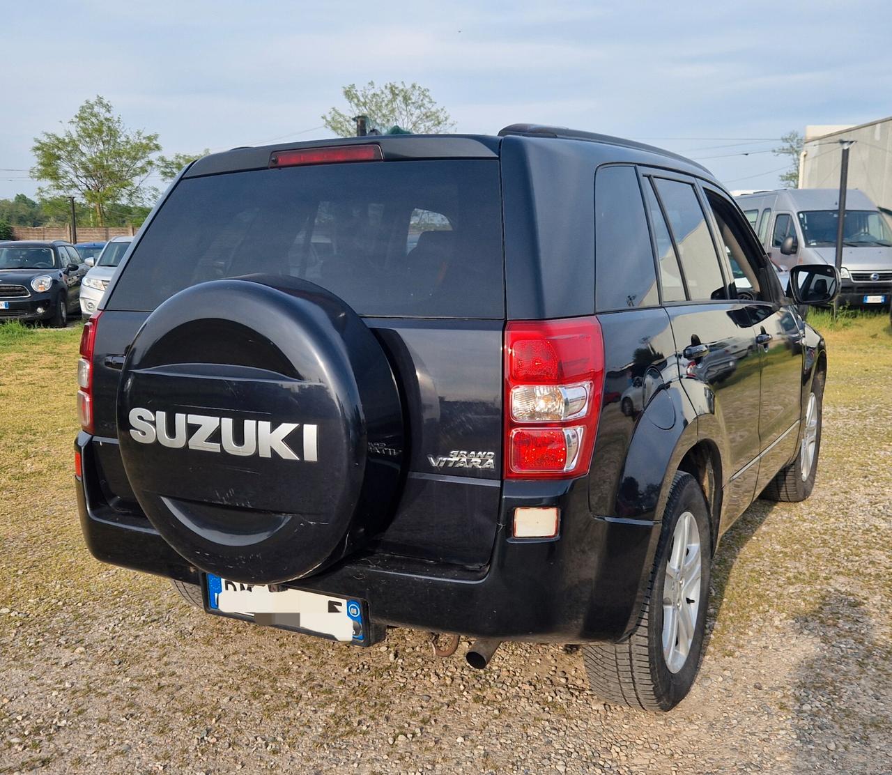Suzuki Grand Vitara 1.9 DDiS 5 porte