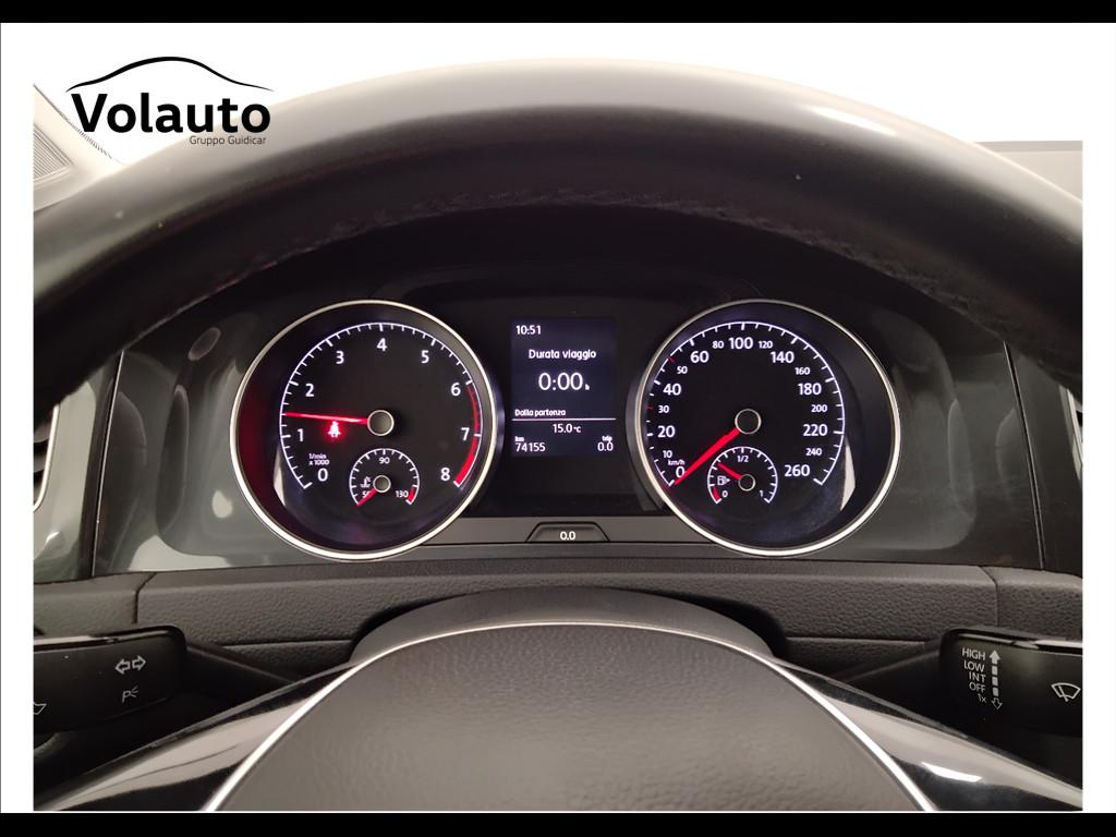 VOLKSWAGEN Golf VII 2017 5p - Golf 5p 1.0 tsi Trendline 85cv