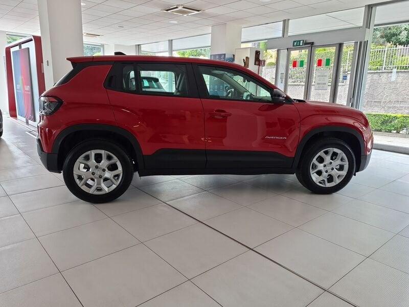 Jeep Avenger e-Hybrid 1.2 MHEV e-Hybrid Turbo Altitude