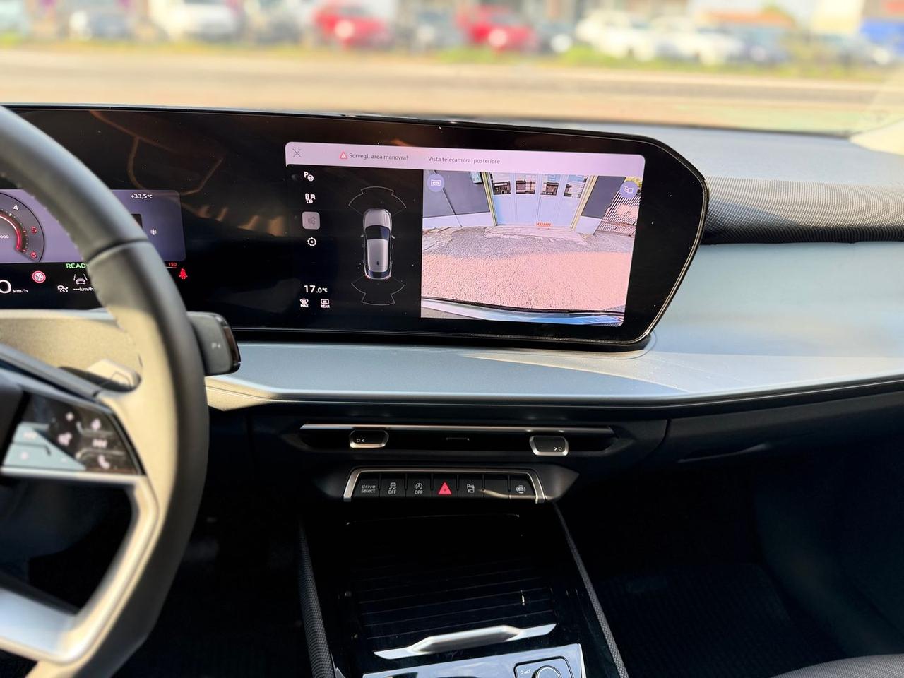 Audi Q3 S Line Edition 2.0 TDI #11760