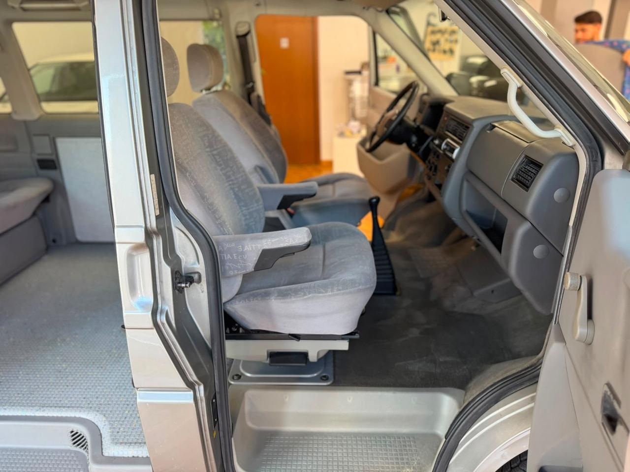 Volkswagen Multivan T4