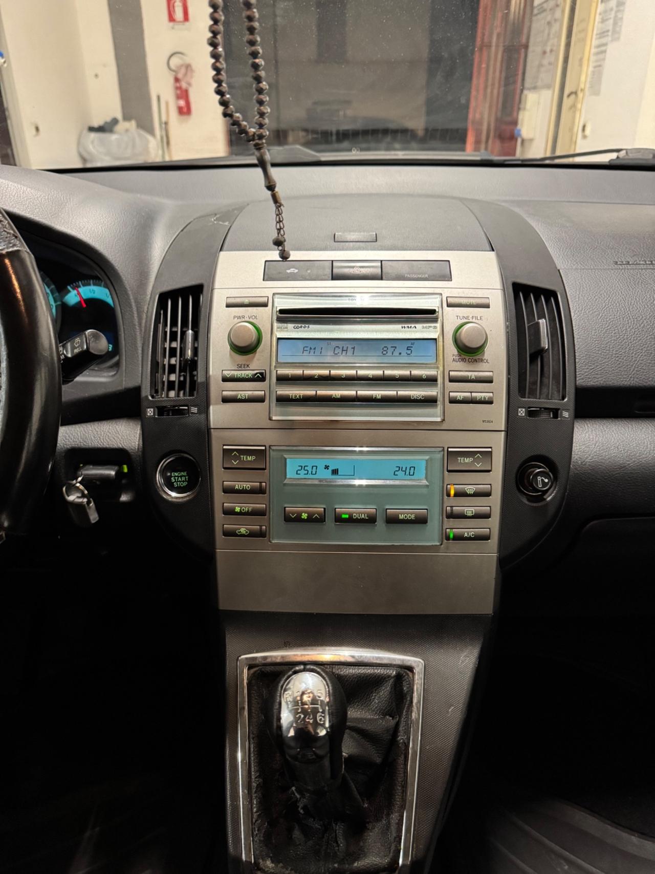 Toyota Corolla Verso 2.2 16V D-4D D-Cat