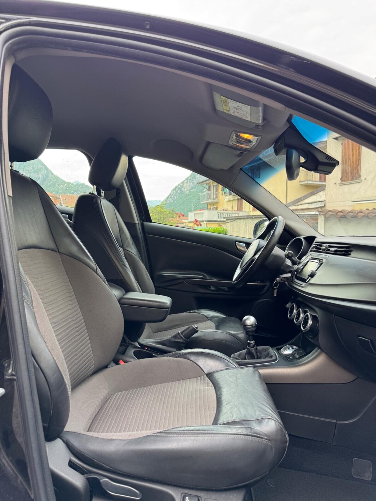 Alfa Romeo Giulietta 2.0 JTDm-2 150 CV Exclusive