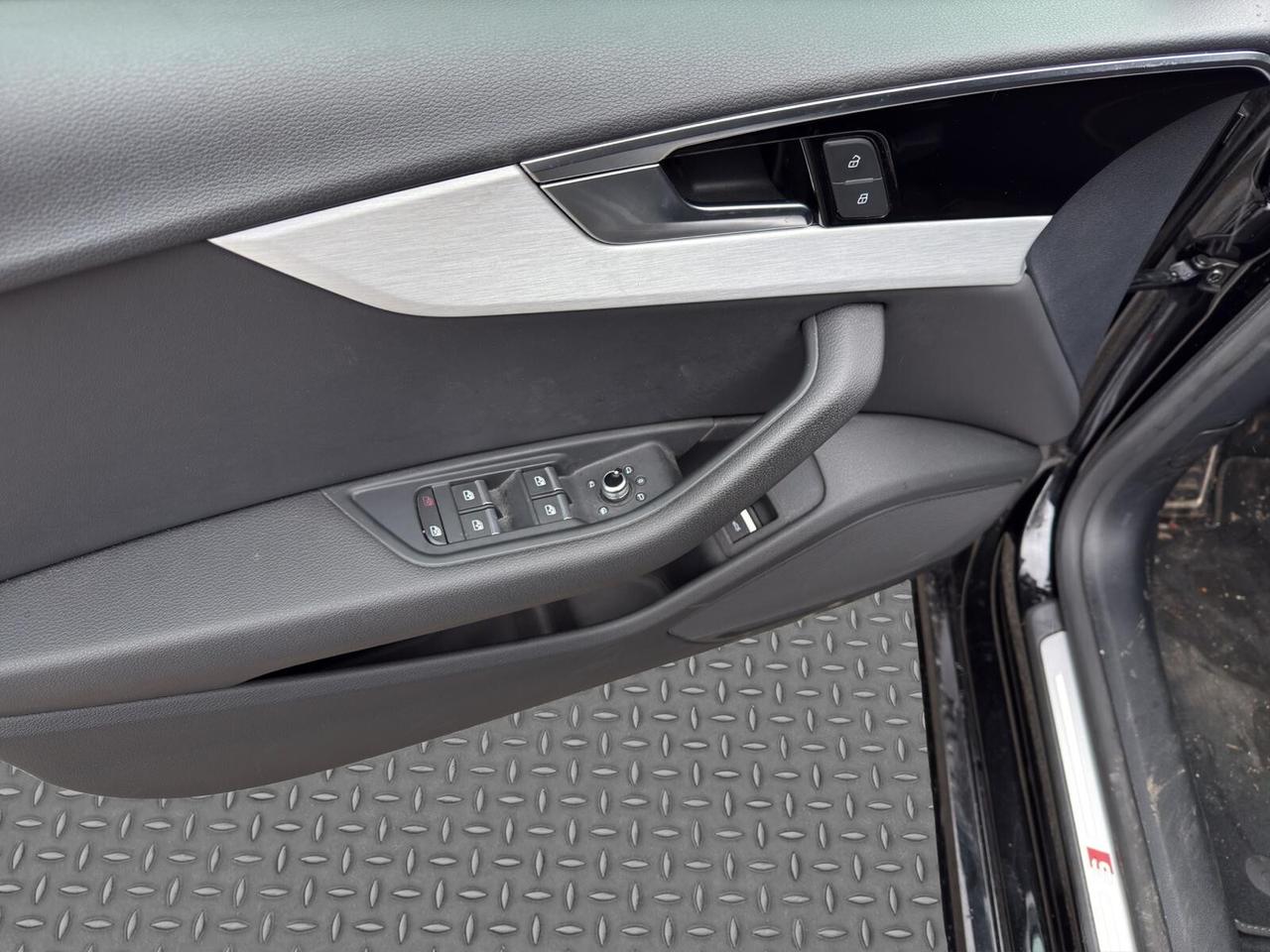 Audi A5 Sportback 40 tdi 2.0 190cv S-Line s-tronic 2020