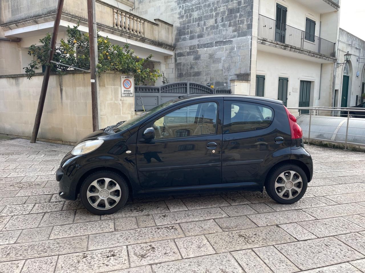 Peugeot 107 1.4 HDi