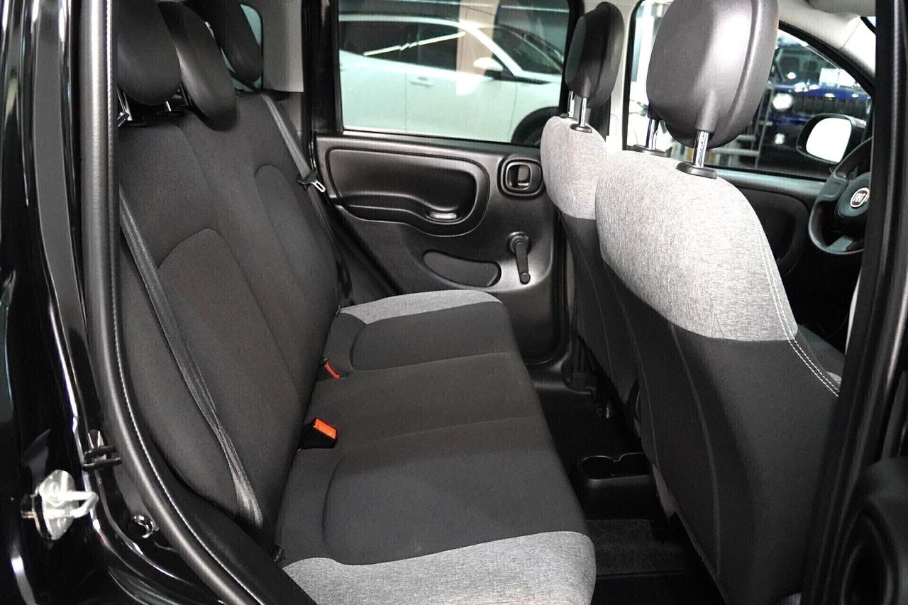 Fiat Panda Cross 1000 HYBRID 70 cv