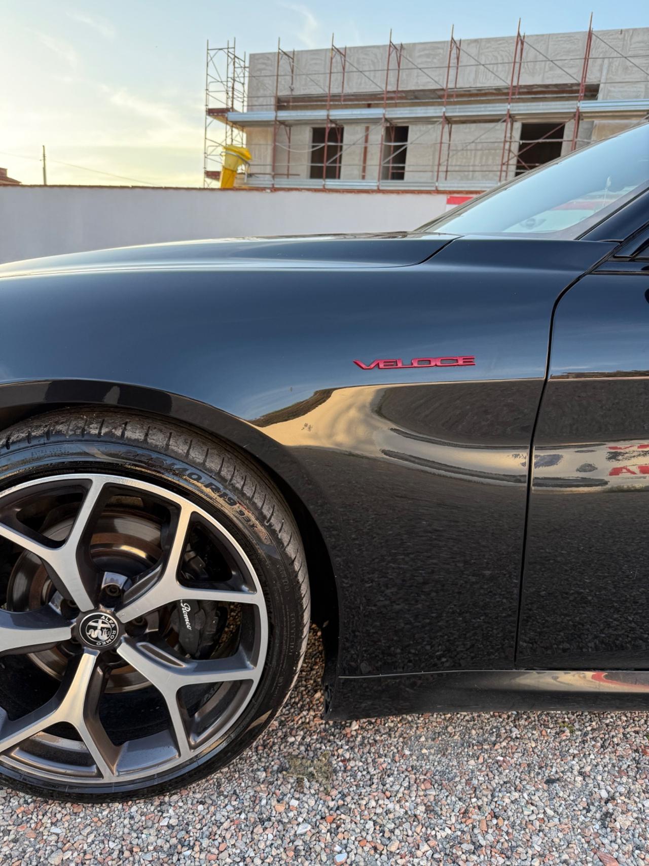 Alfa Romeo Giulia 2.0 Turbo 280 CV AT8 Veloce