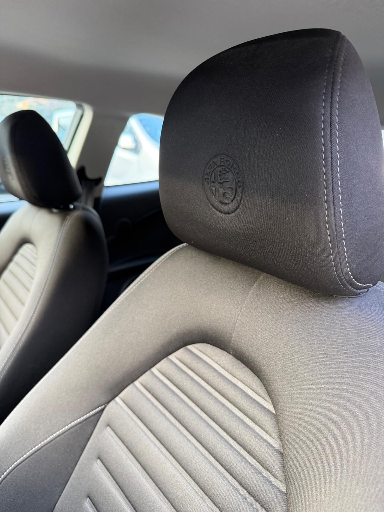 Alfa Romeo MiTo 1.4 78 CV 8V - NEOPATENTATI