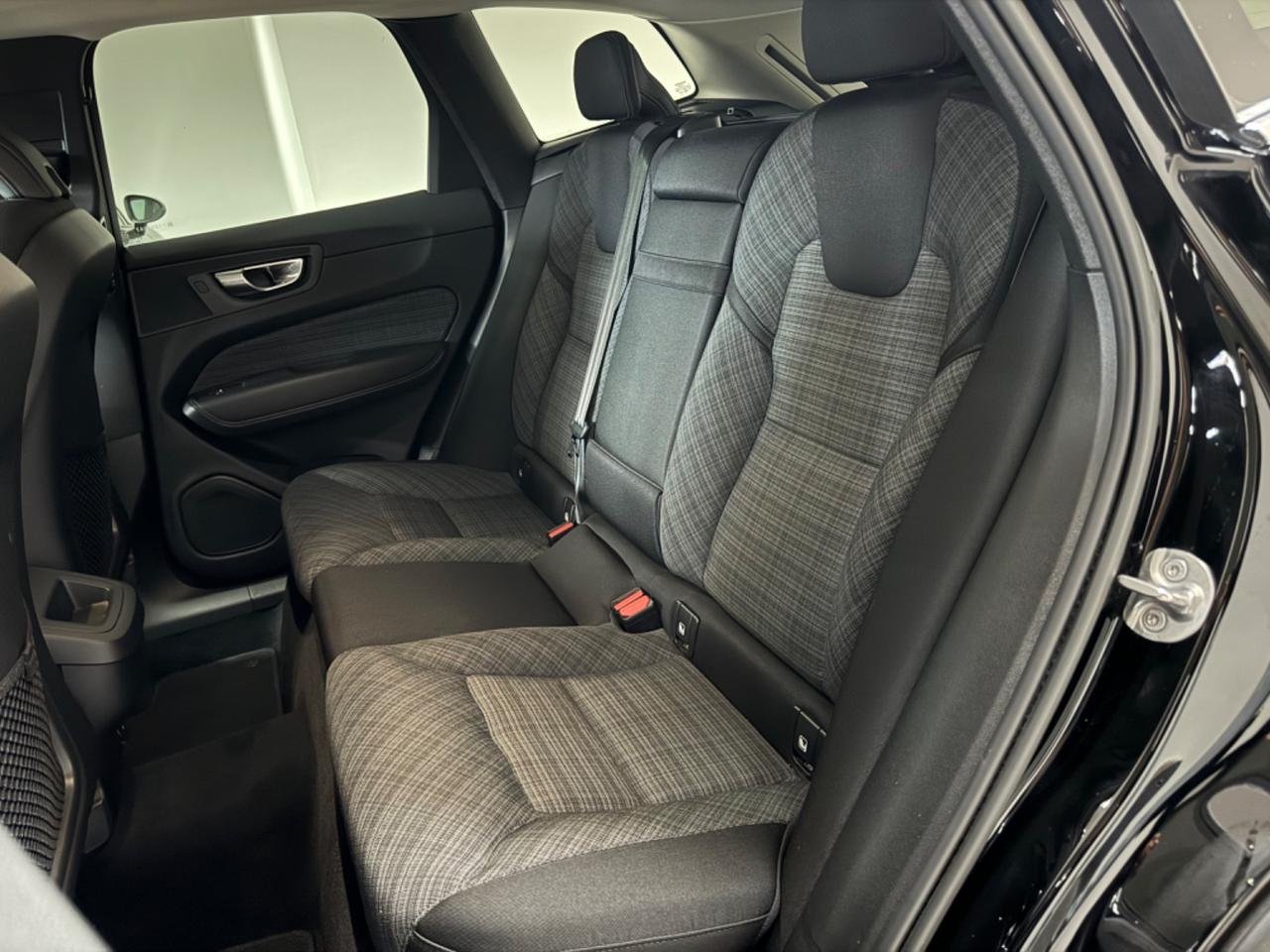 Volvo XC 60 XC60 B5 (d) AWD automatico Core