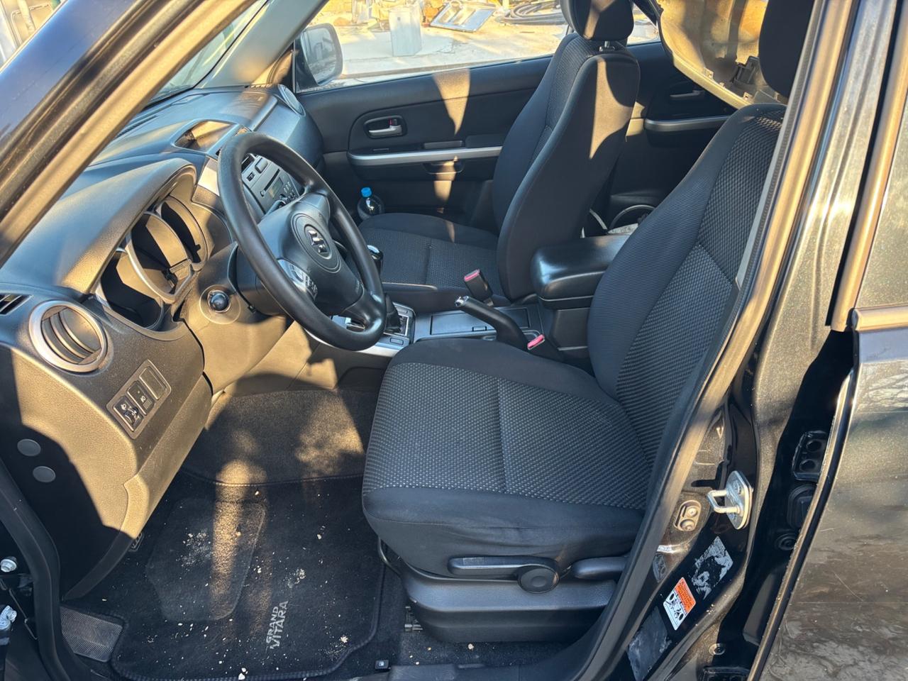 Suzuki Grand Vitara 1.9 DDiS 5 porte MOTORE KO