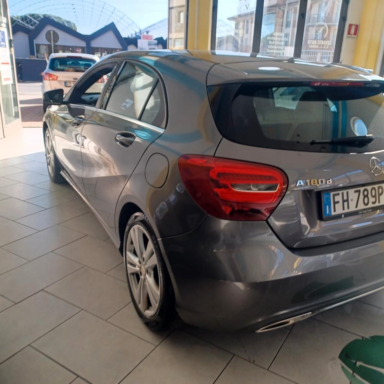 PERFETTA CLASSE A180 1.5 TDI OK ANCHE NEOPATENTATI