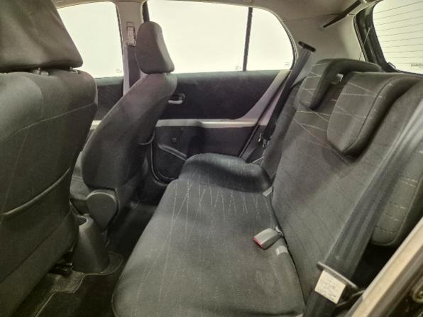 Toyota Yaris 5 Porte 1.3 Sol - NEOPATENTATI - Clima - Radio CD