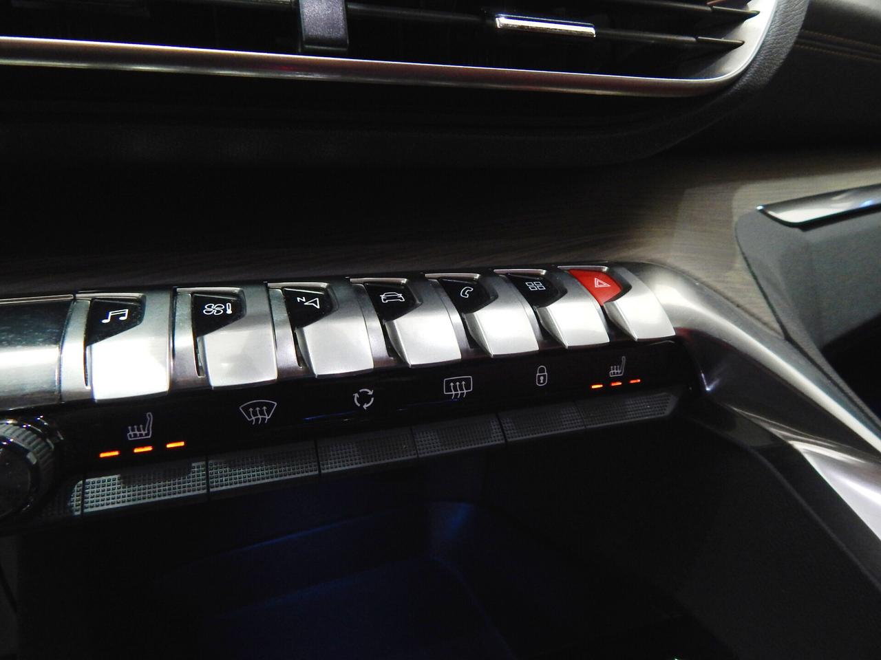 Peugeot 3008 1.5 bluehdi GT Pack S&S NAVI-PELLE ROSSA-PARK-LED-KAMERA