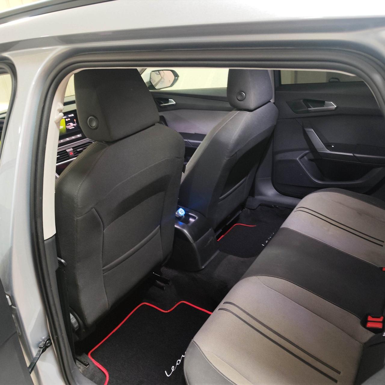 Seat Leon Sportstourer 1.0 eTSI 110 CV DSG Business