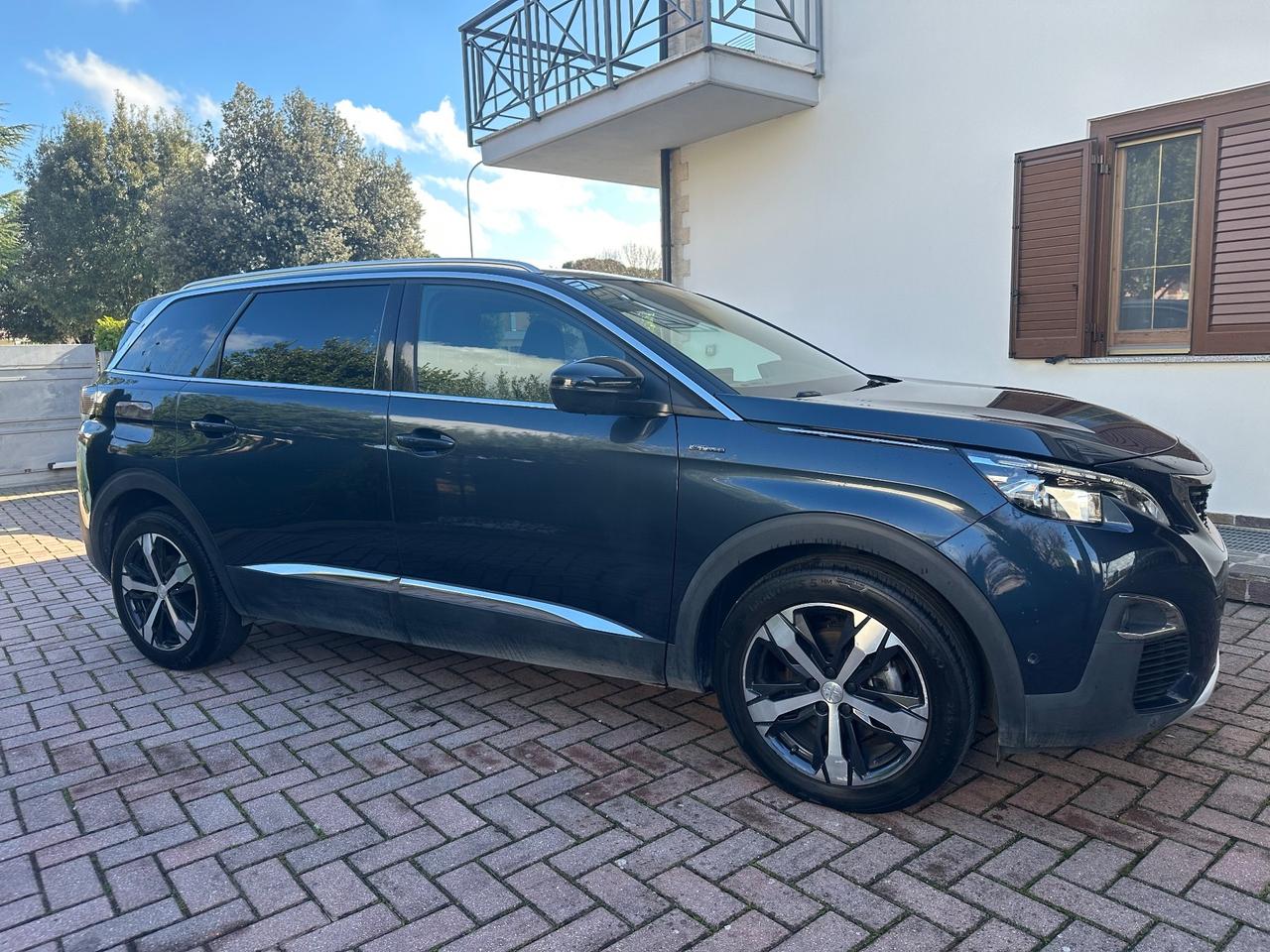 Peugeot 5008 BlueHDi 130 S&S EAT8 GT Line Mix