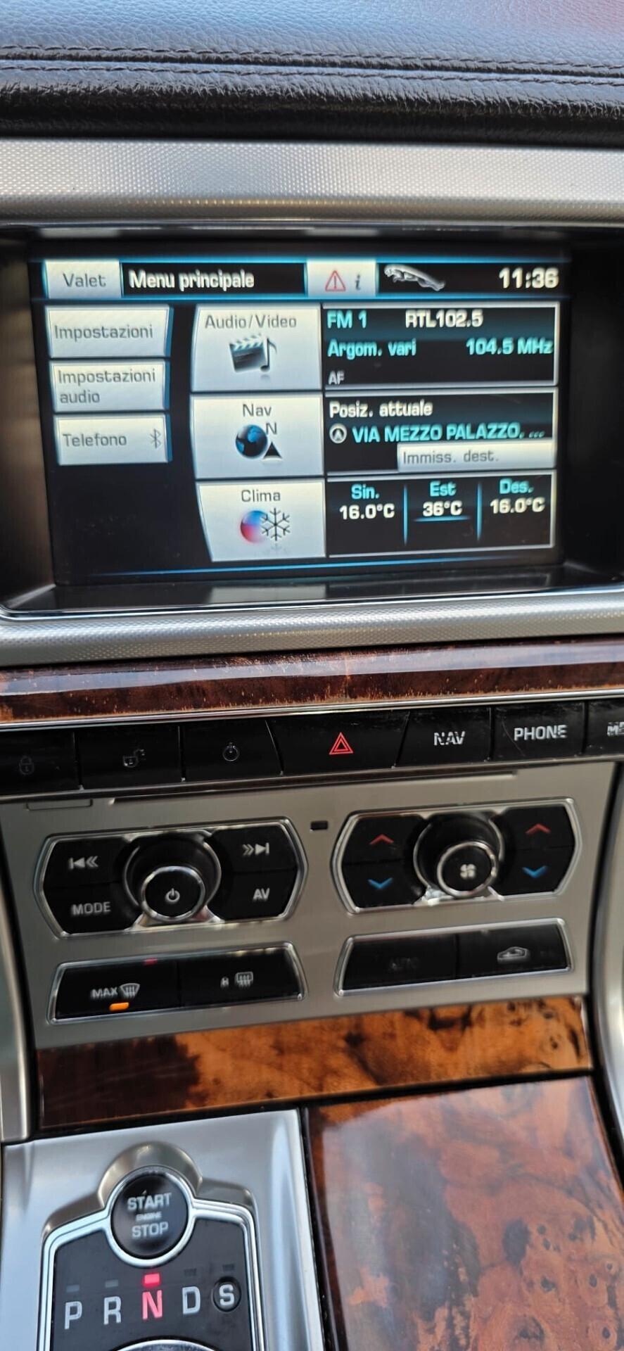 Jaguar XF 3.0 D V6 full optional