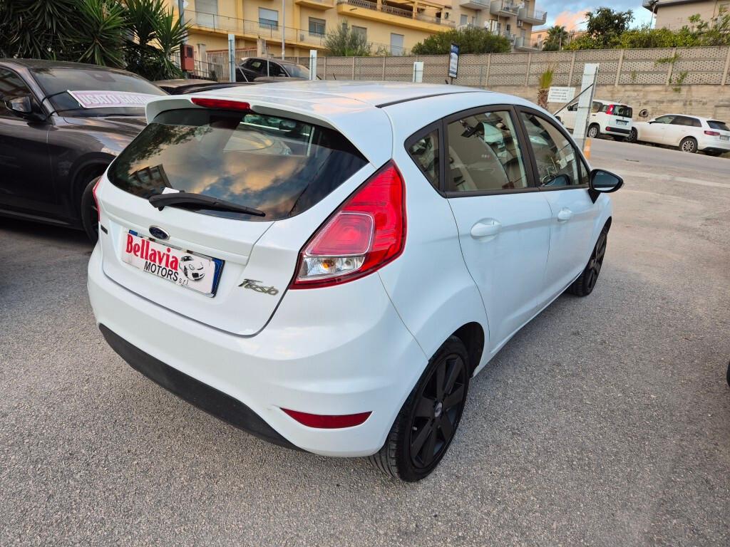 Ford Fiesta 1.5 TDCi 75CV 5 porte Titanium
