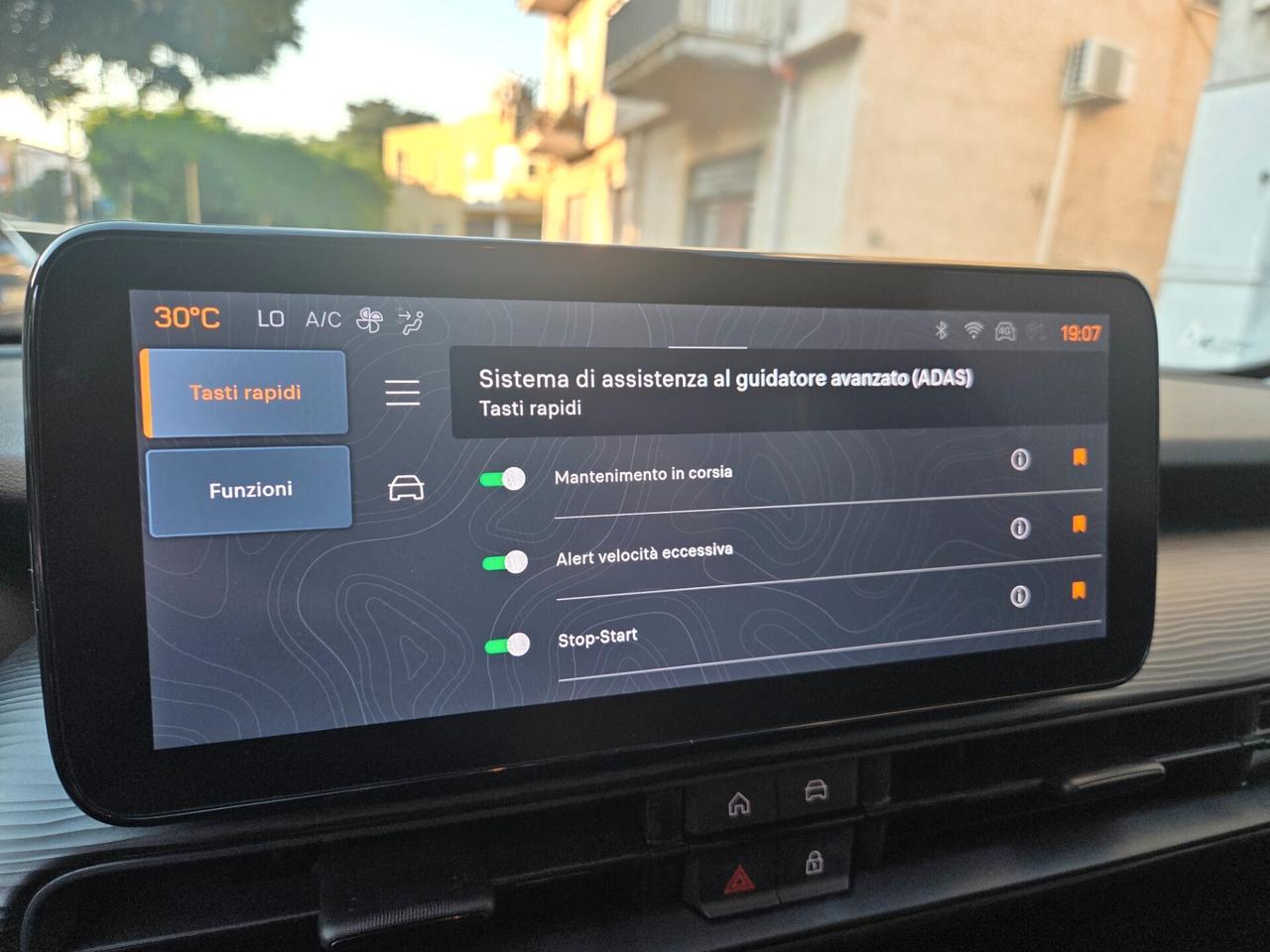 Jeep Avenger 1.2 Turbo ALTITUDE