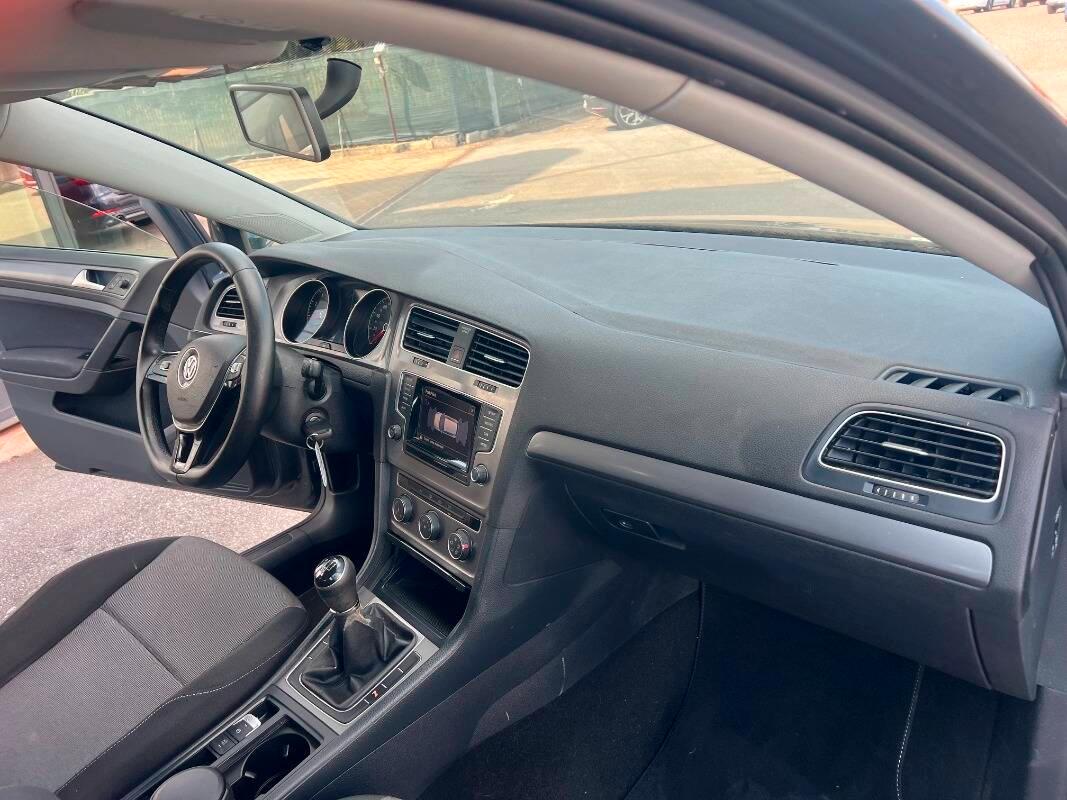 Volkswagen Golf 1.2 tsi Trendline 85cv 5p
