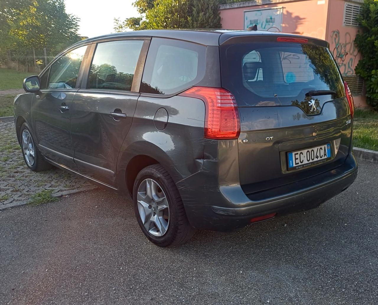 Peugeot 5008 1.6 HDi 112CV Tecno