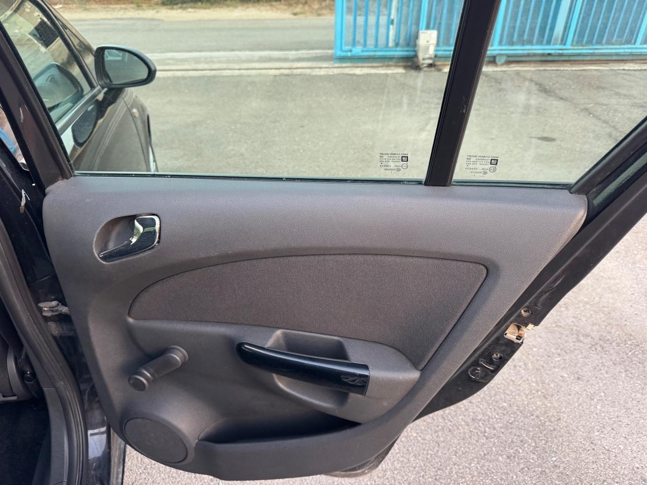 Opel Corsa 1.0 12V 5 porte Elective