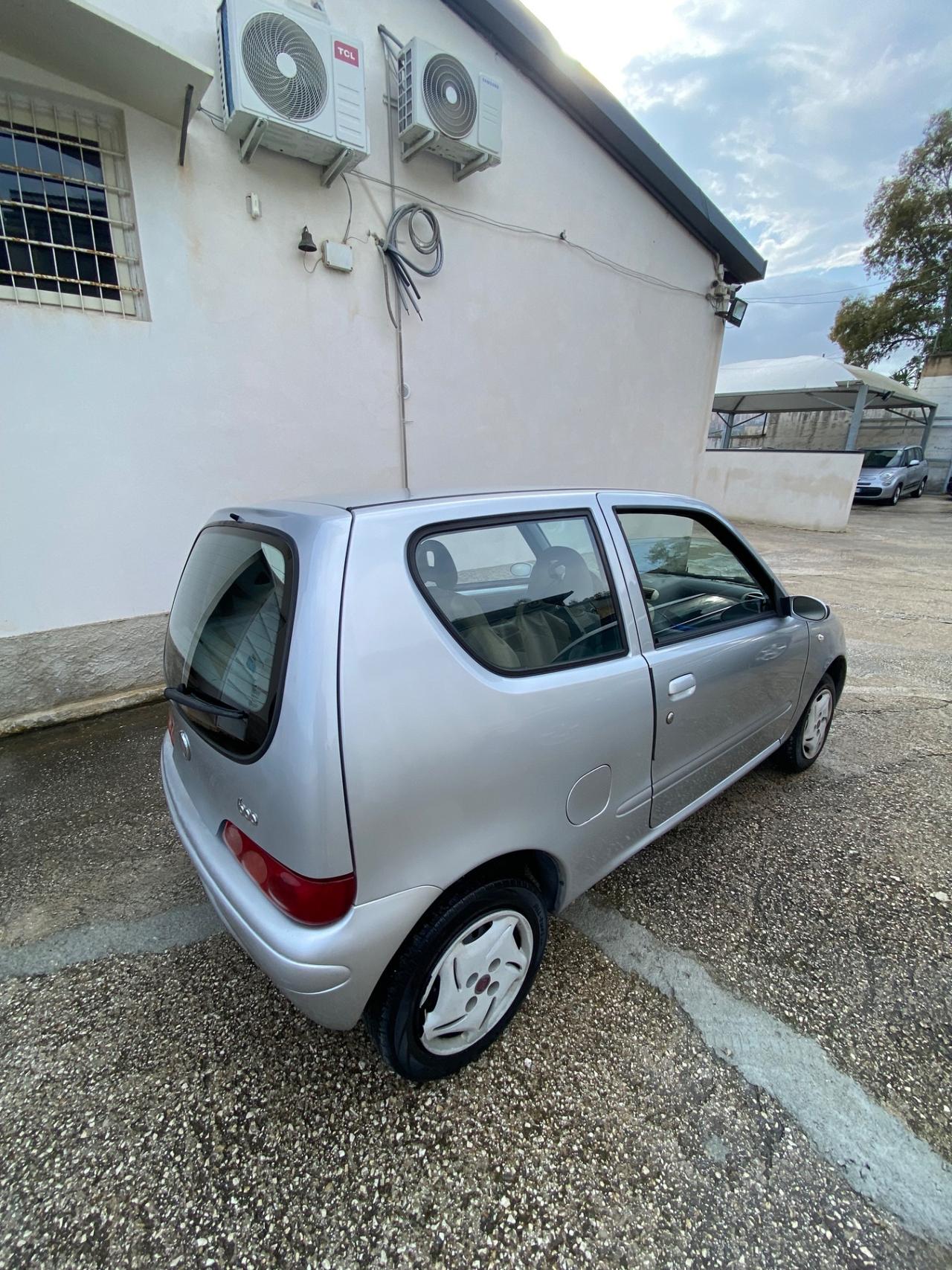 Fiat 600 1.1 Active