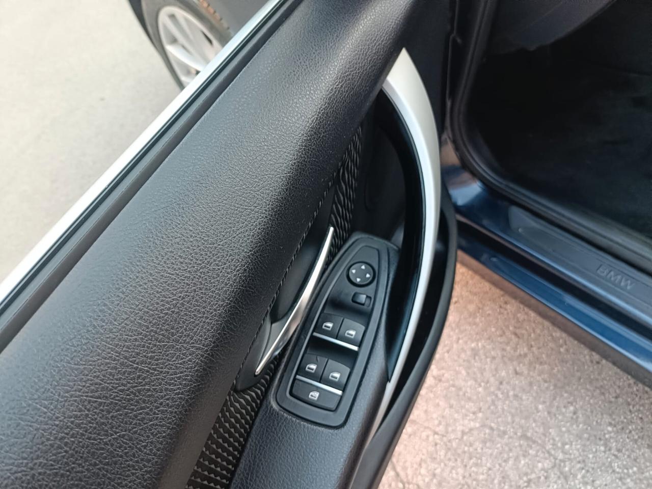 Bmw 320 320d Efficient Dynamics Touring Business Advantage aut.