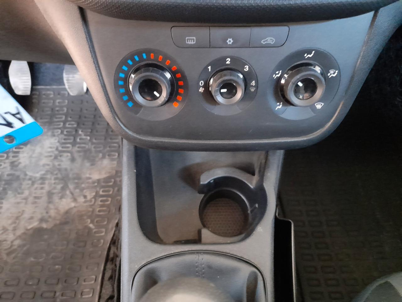 Fiat Punto 1.3 MJT II S&S 95 CV 5 porte Street