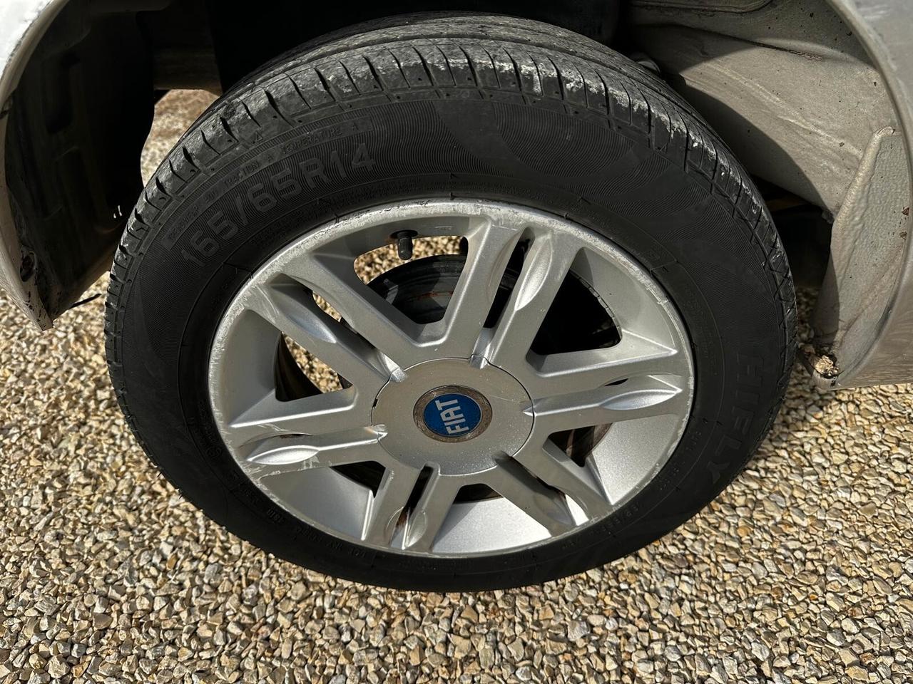 FIAT PANDA CAMBIO AUTOMATICO NEOPATENTATI OK ZTL