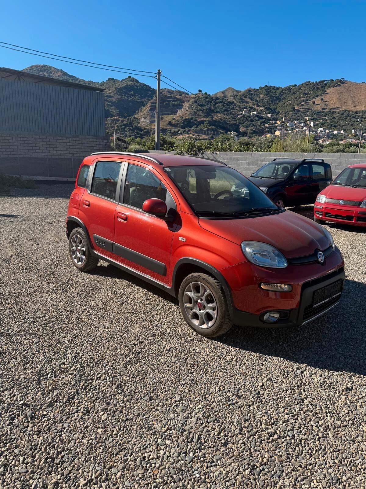 Fiat Panda 1.3 MJT 16V DPF 4x4 Climbing