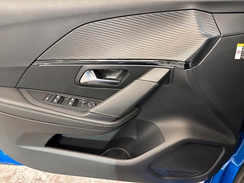 Peugeot 208 PureTech 100 Stop&Start EAT8 5 porte GT