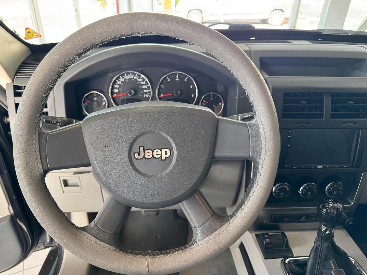 Jeep Cherokee 2.8 CRD DPF Sport