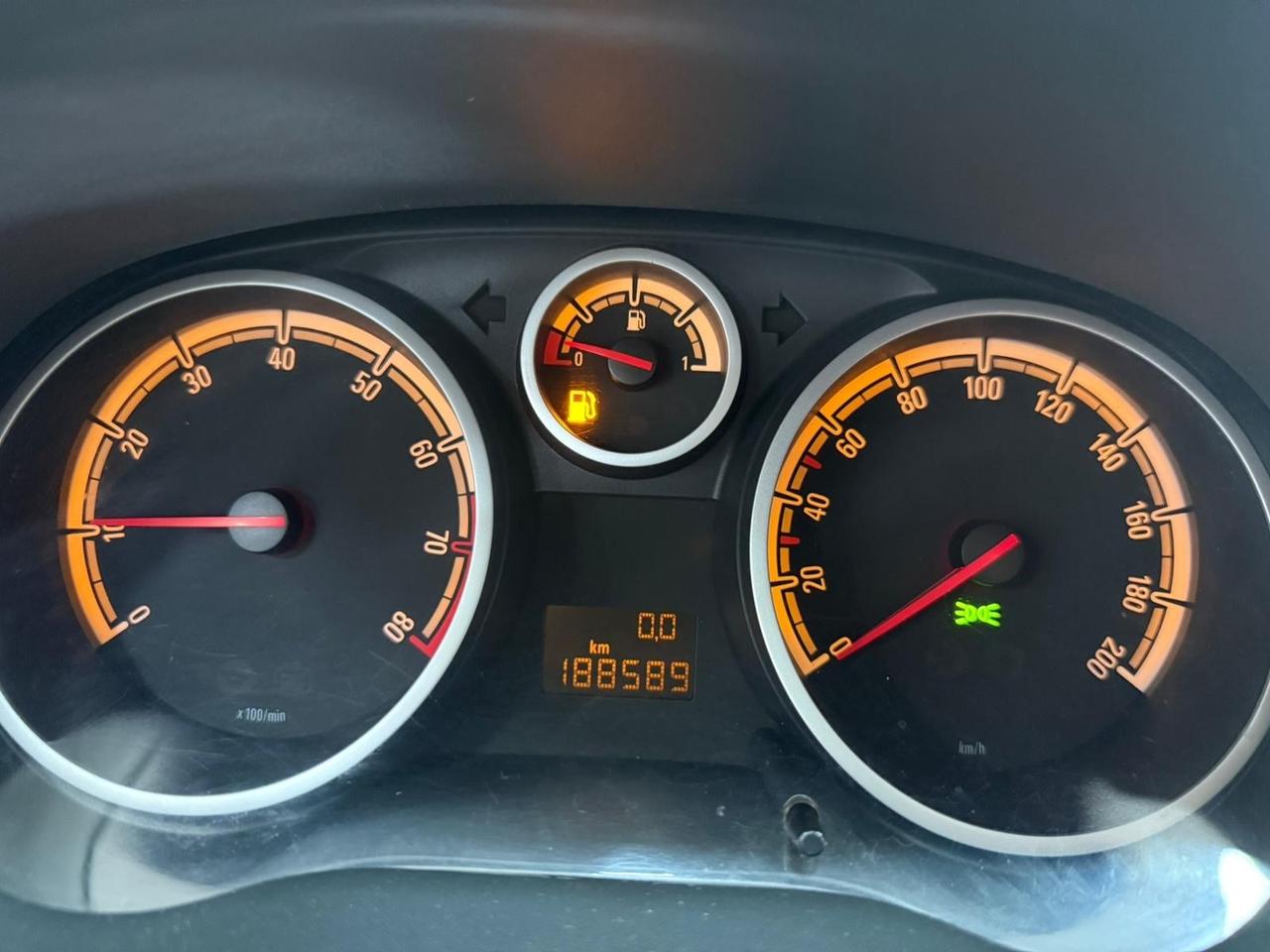 Opel Corsa 1.2 gpl 2014 restyling