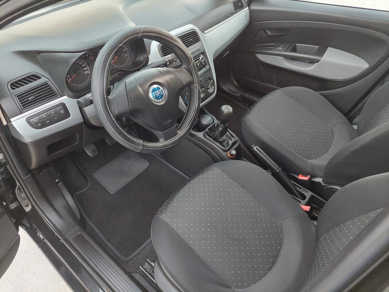 Fiat Grande Punto 1.3 MJT 75 CV 5 porte Dynamic