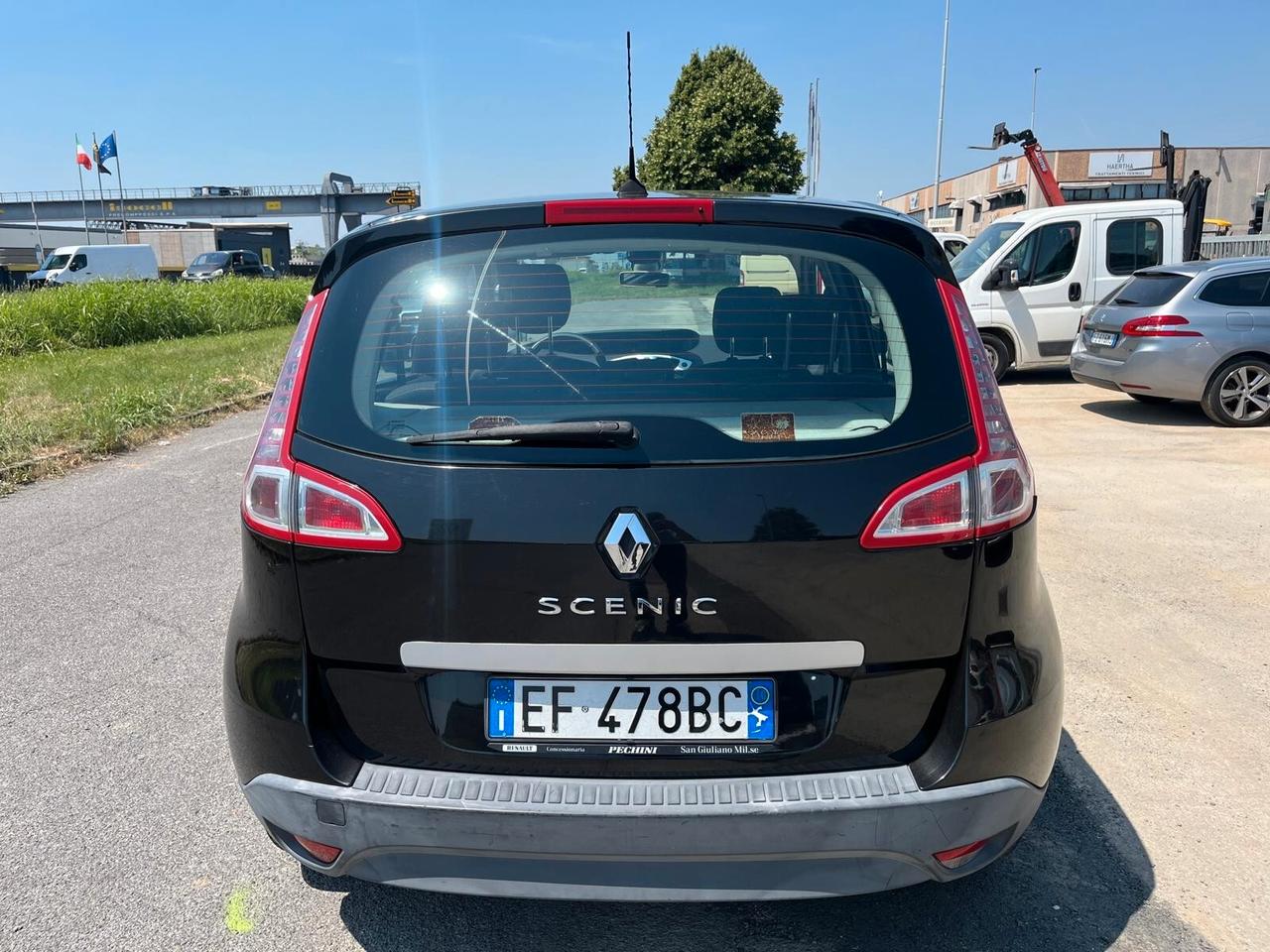 Renault Scenic Scénic 1.9 dCi 130CV Dynamique