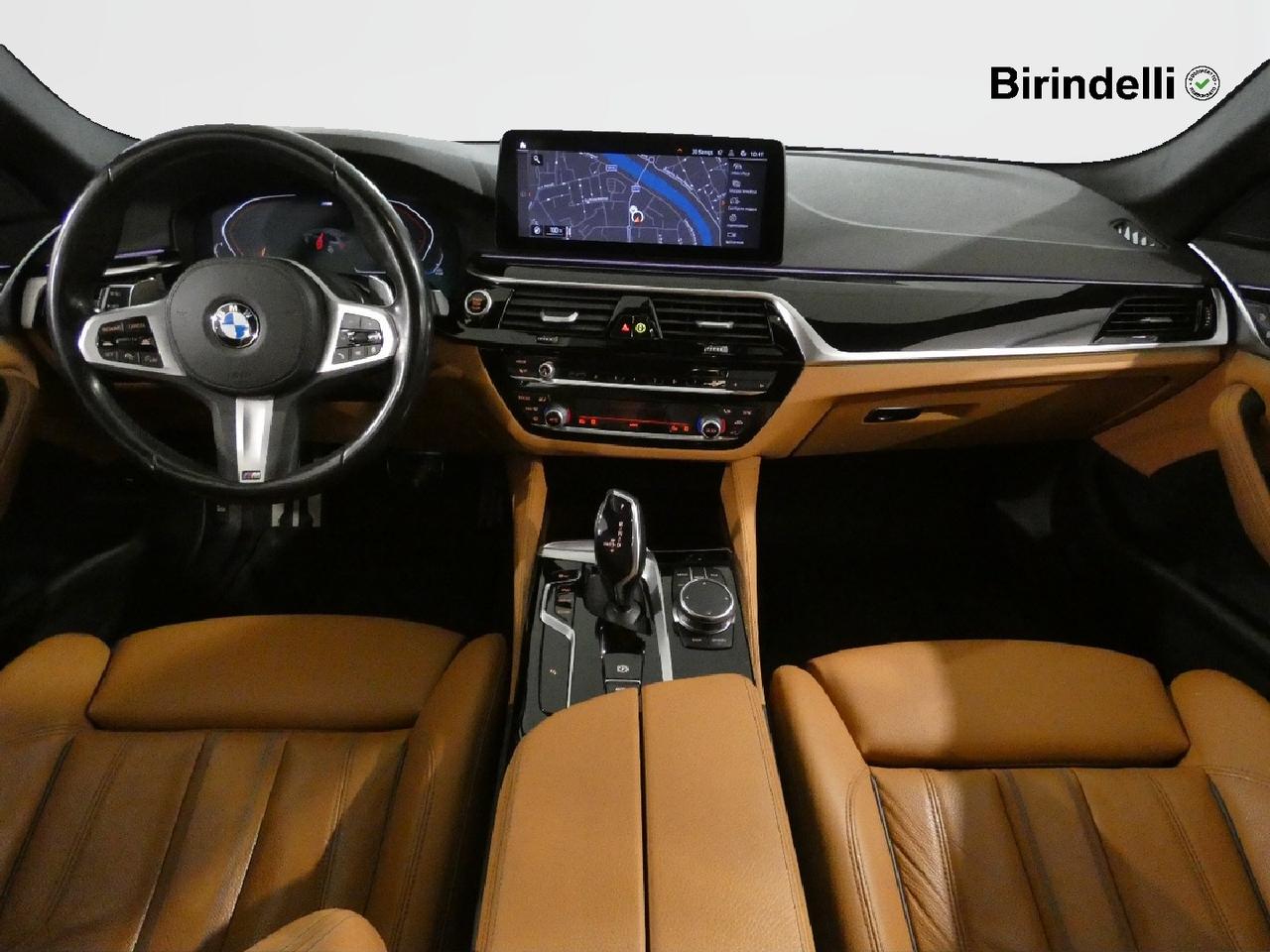 BMW Serie 5(G30/31/F90) - 520d 48V xDrive Touring Msport