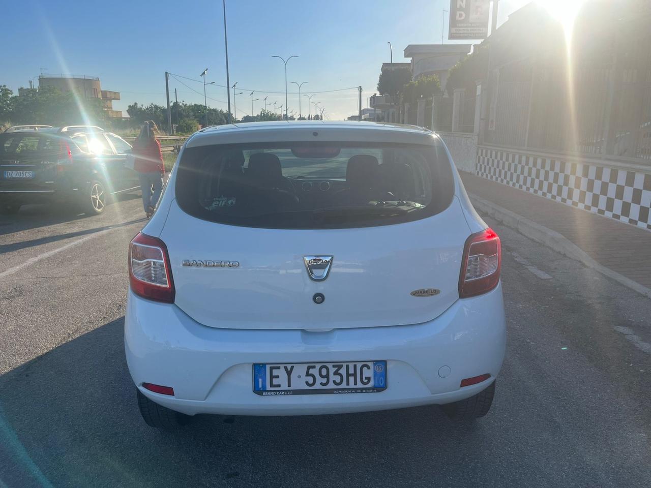 Dacia Sandero 1.2 GPL 75CV Lauréate 2015