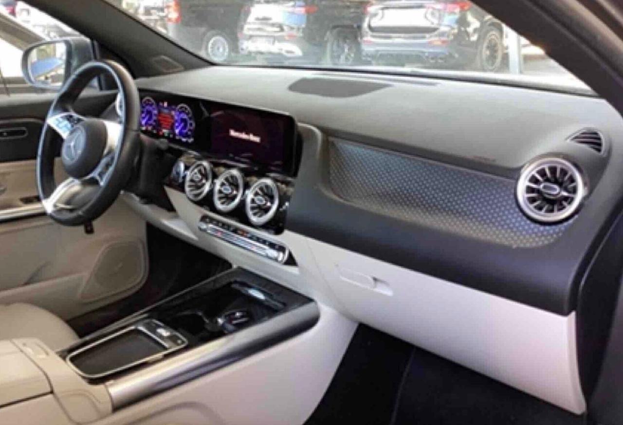 Mercedes-benz EQA 250+ AMG Line Advanced Plus