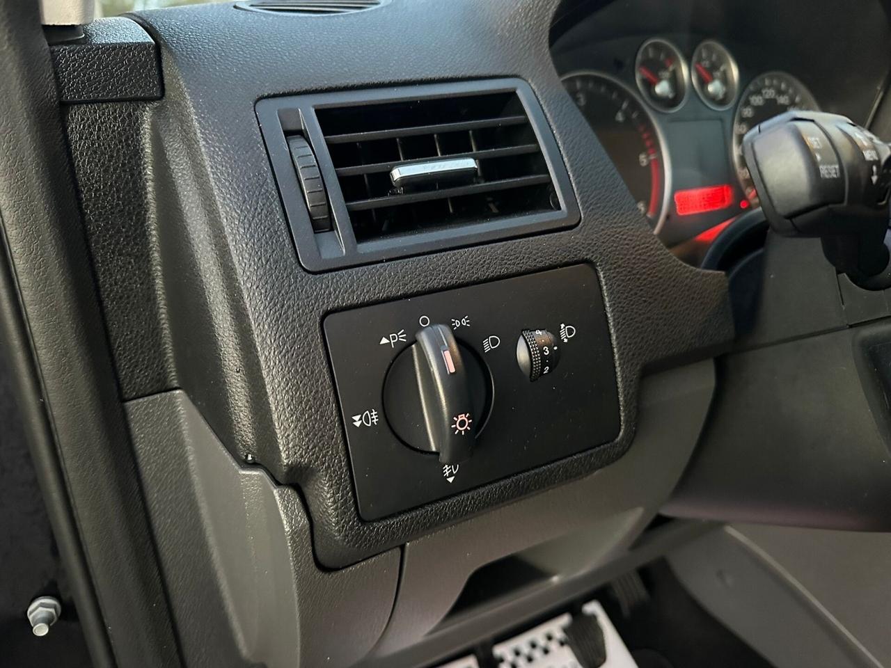 Ford C-Max 2007 1.6 TDCi (90CV) Titanium Restyling