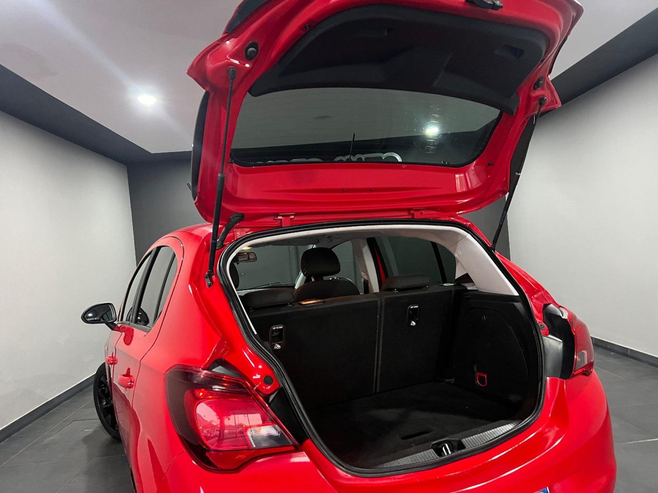 Opel Corsa 1.4 90CV GPL Tech 5 porte 120 Anniversary