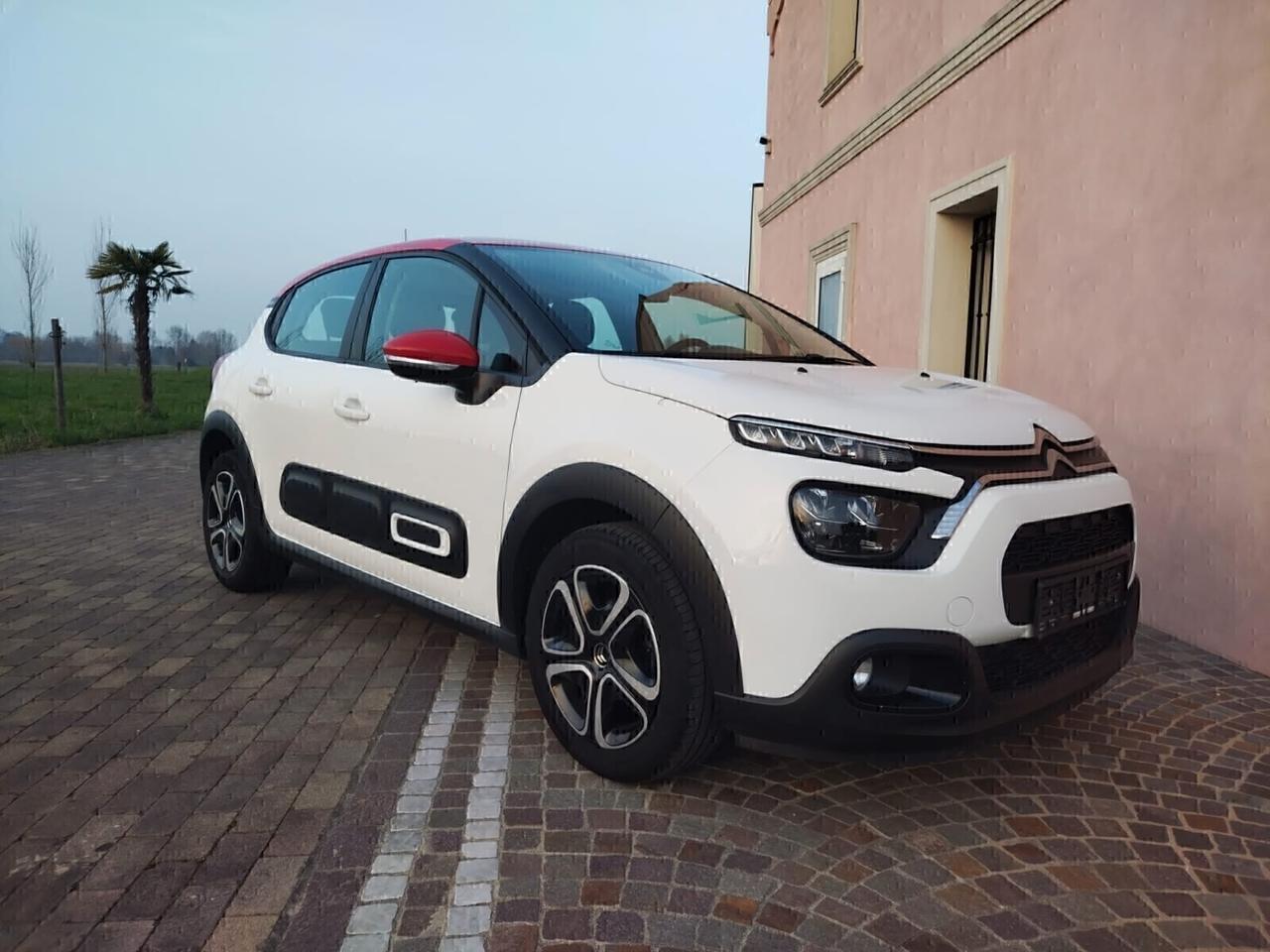 Citroen C3 Shine tetto rosso