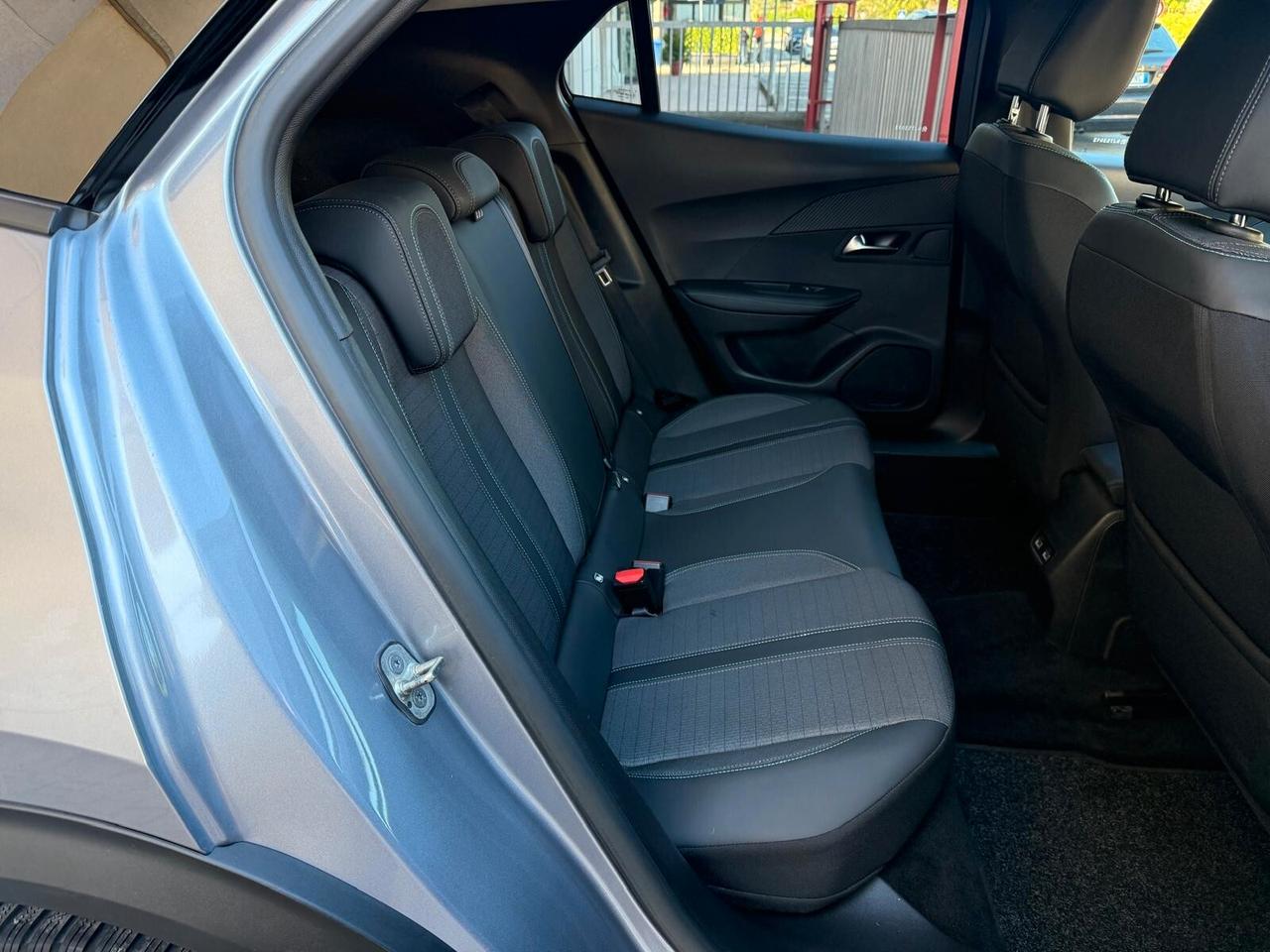 Peugeot 2008 1.5 HDi 110 2022 Allure Pack