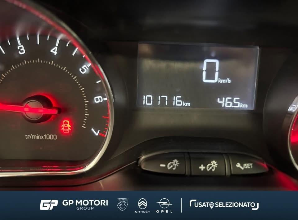 Peugeot 208 PureTech 82 5 porte Allure