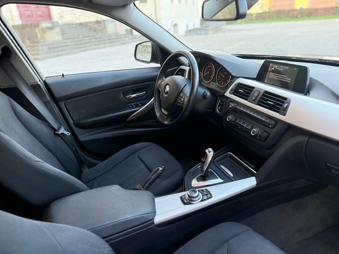 Bmw 320 320d xDrive Touring Business aut.