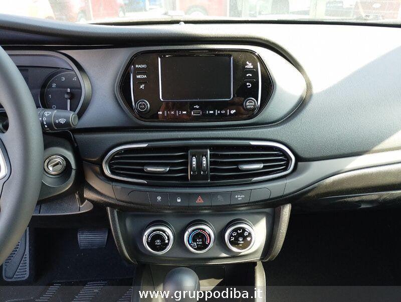 FIAT Tipo X2V Hatchback Hybrid 1.5 Hybrid 130cv Dct Hb Tipo