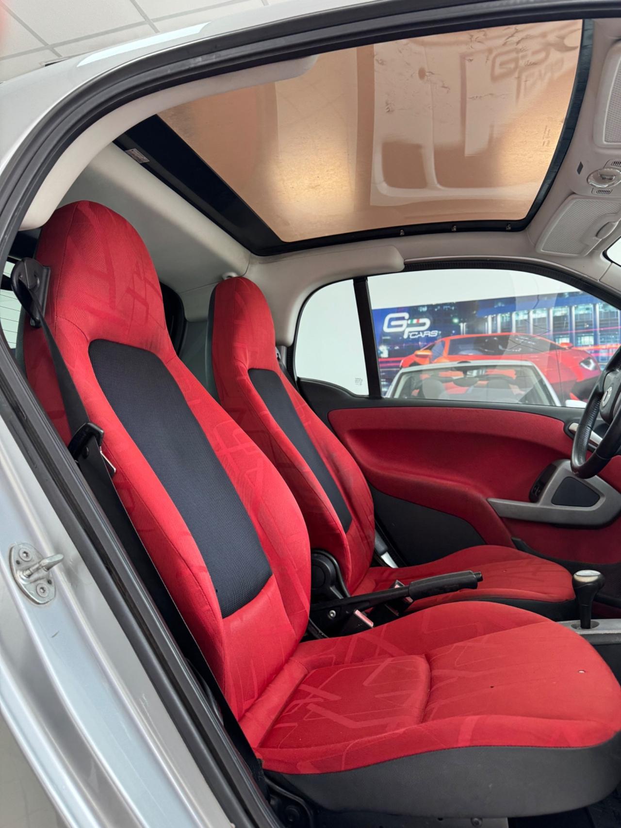 Smart ForTwo 1000 52 kW MHD coupé pure