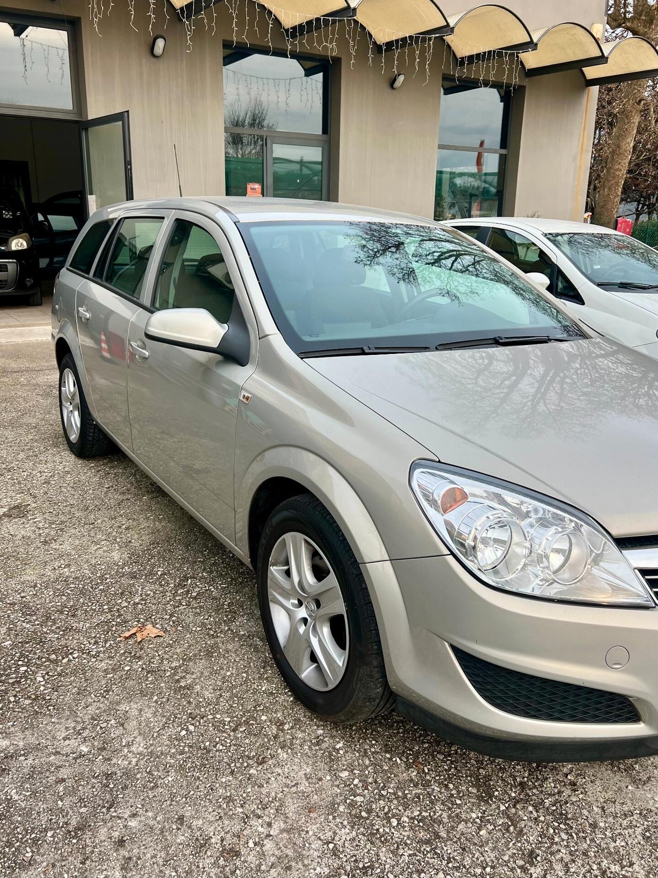 Opel Astra 1.7 CDTI 125CV 5 porte Cosmo