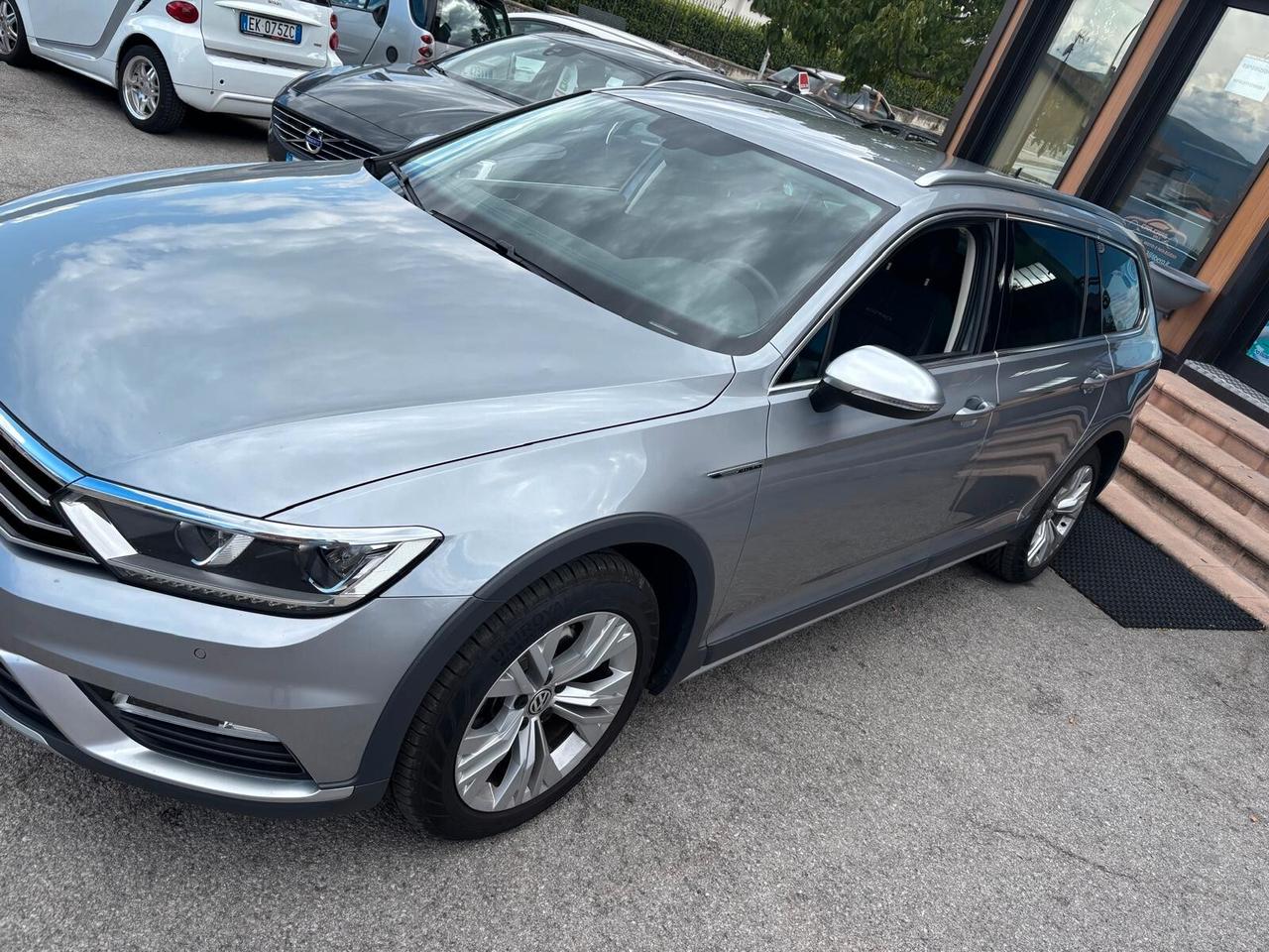 Volkswagen Passat Variant 2.0 TDI 190 CV ALLTRACK 4MOTION DSG Executive