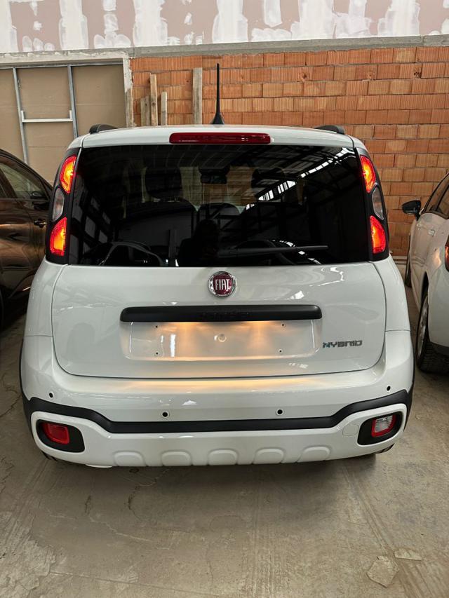 FIAT Panda New Panda 1.0 FireFly S&S Hybrid Pandina
