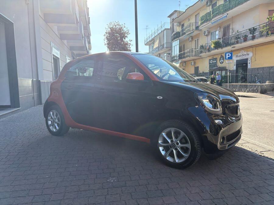 SMART FORFOUR 900 90 CV PASSION CERTIFICATA NUOVA